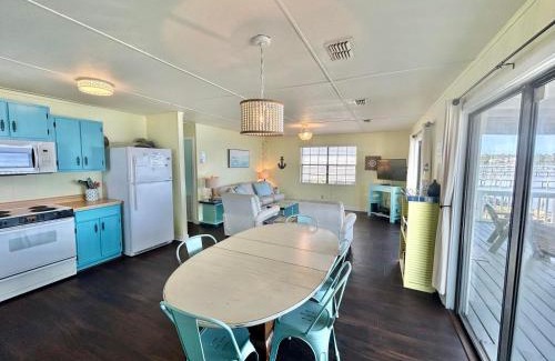 St. George Island House | Bayside Cottage-Bayfront-Pet Friendly