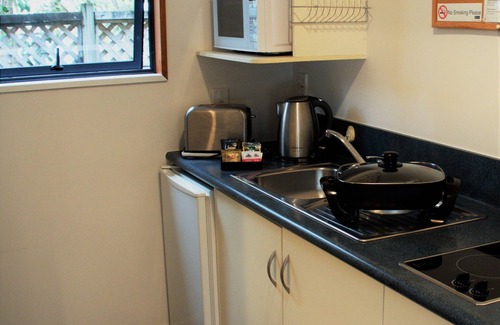 Whitianga Hotel | Bayside Holiday Units