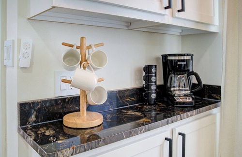 Bay View House | Bayview Family-Friendly Stay