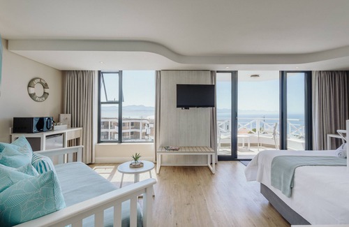 Plettenberg Bay Hotel | Bayview Hotel