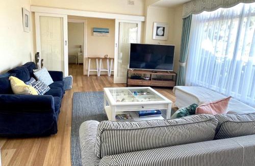 Kingscote House | Baywater