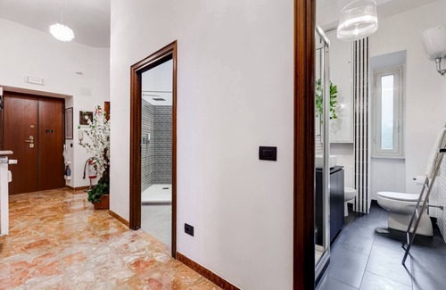Testaccio Apartment | BDC – Galatea Art Gallery 3BDR @Testaccio