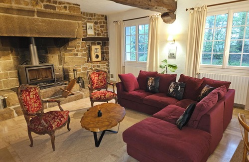 Villedieu-les-Poeles-Rouffigny House | Bed and Breakfast Saultchevreuil