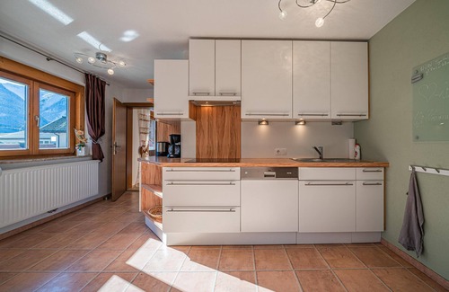 Schonbach Apartment | Beautiful apartment 500 m from the ski lift