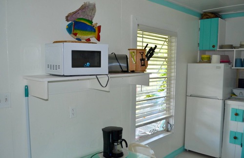 Cherokee House | Bea's Beach Cottage nCasuarina Point Abaco