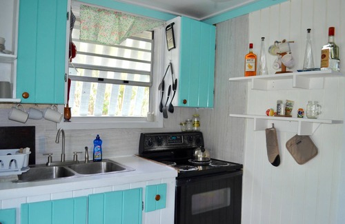 Cherokee House | Bea's Beach Cottage nCasuarina Point Abaco