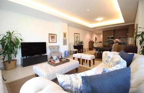 Doha Apartment | Beach access apartment in the Pearl