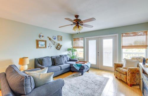 Cedar Key Apartment | Beach and Pool Access at Condo on Cedar Key!