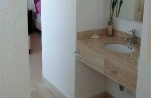 Las Playas Condo | Beach apartment in Acapulco!