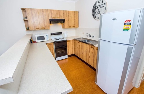 Shoal Bay House | Beach break garden units!