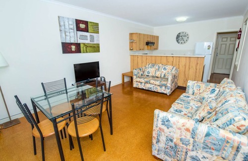 Shoal Bay House | Beach break garden units!