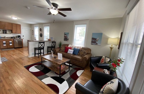 Racine House | Beach Bum! Pro Cleaned, Self Check in Sleeps 8