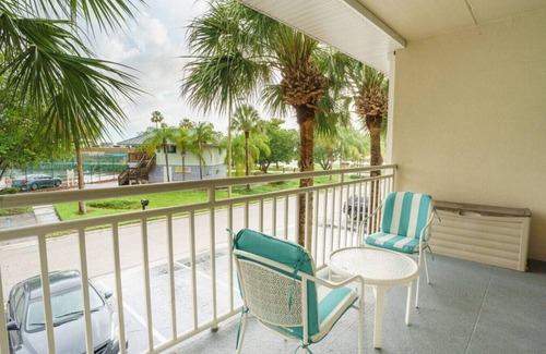 Ruskin Apartment | Beach Bum U616 - Little Harbor