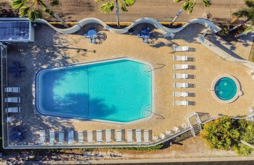 Ruskin Apartment | Beach Bum U616 - Little Harbor
