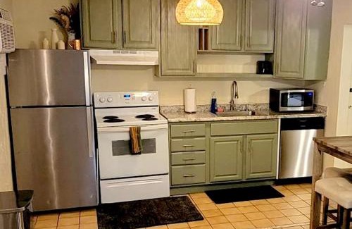 Cocoa Beach Apartment | Beach Bungalow By The Sea 4