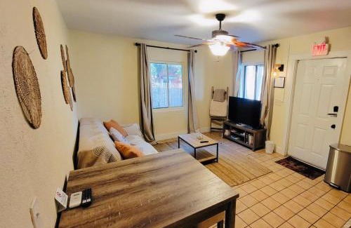 Cocoa Beach Apartment | Beach Bungalow By The Sea 4