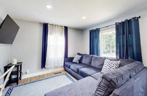 Michigan City House | Beach Bungalow Getaway