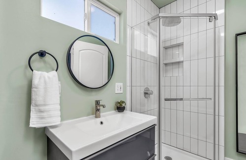 Coastal San Pedro House | Beach Bungalow in Coastal San Pedro