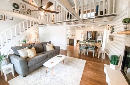 Navarre Cabin | Beach Cabin located 3 miles from Navarre Beach
