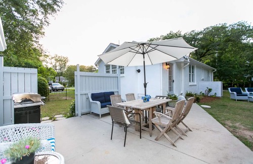 Riverland Terrace House | Beach Chic Meets Classic Charleston+Bikes~ICW/Waterway& Restaurants A Few Blocks