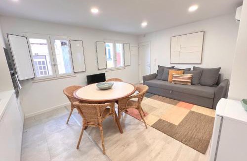 Setubal Villa | Beach & City Villa With AC, By TimeCooler