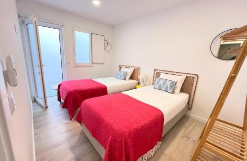 Setubal Villa | Beach & City Villa With AC, By TimeCooler