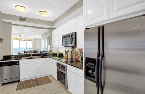 Ono Island Condo | Beach Colony Resort East 12C by Liquid Life