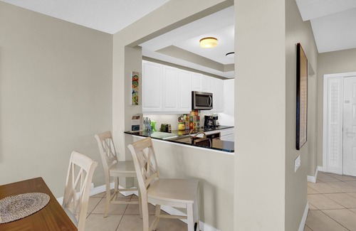 Ono Island Condo | Beach Colony Resort East 12C by Liquid Life