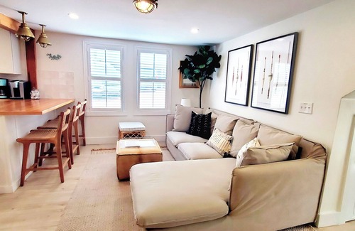 Jacksonville Beach Cottage | Beach Cottage I, near the beach, TPC Sawgrass, Mayo Clinic, & Ponte Vedra Beach
