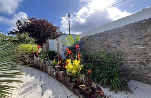 St. Agnes House | Beach Cottage and The Lobster Pot