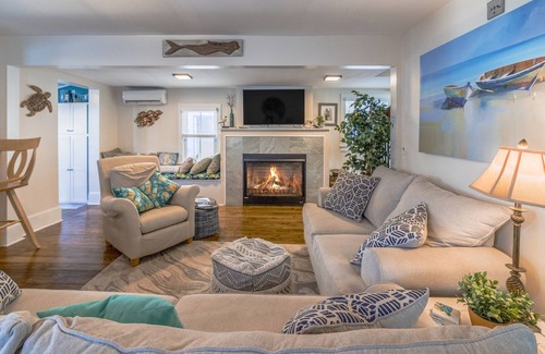 Cape Charles House | Beach cottage is walking distance to shops and more!!