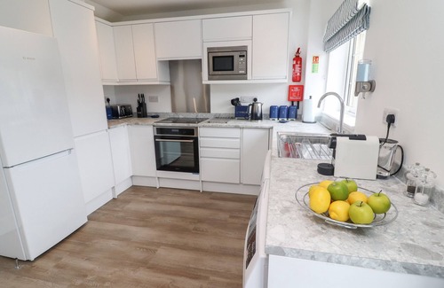 Portreath Cottage | BEACH COTTAGE, pet friendly, country holiday cottage in Portreath