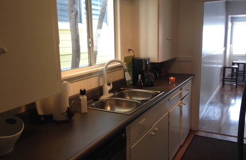 West Newport Cottage | BEACH COTTAGE, SURF & SAND, BEST BEACH!