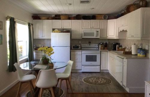 Juno Beach House | Beach Cottage with Private Beach Access