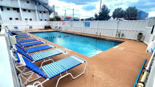 Garden City House | Beach Dreams-Garden City Gem Walk to Ocean-Free Tickets