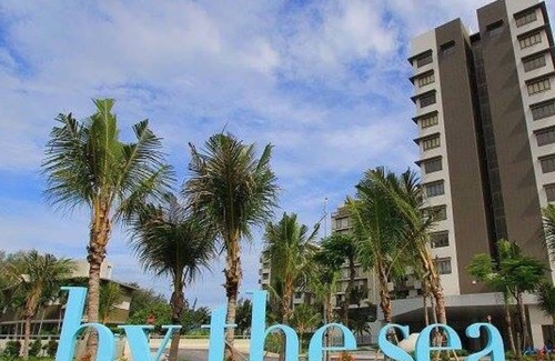 Batu Ferringhi Apartment | Beach front 2 Bedroom Apartment with Seaview