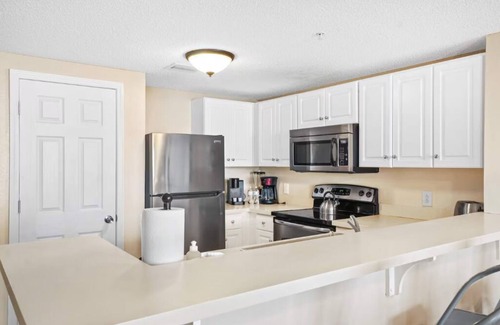 Long Beach Condo | ☀️Beach Front-5 Pools+Hot Tub-Majestic Beach Towers 1-1903☀️