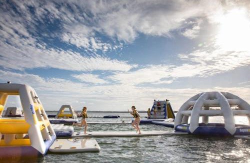 Clontarf House | Beach Front Holiday Home with Pool, Prime Location