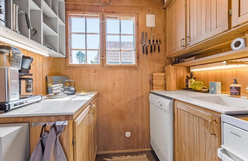 Knebel House | Beach front home in Knebel with WiFi