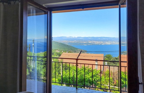 Opatija House | Beach front home in Lovran with WiFi
