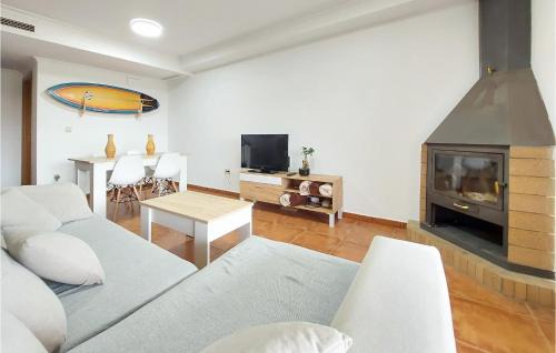 Playa de Almarda House | Beach Front Home In Sagunto With Wifi
