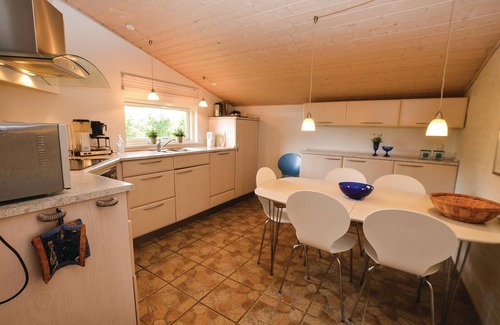 Vollerup House | Beach front home in Sydals with house sea view