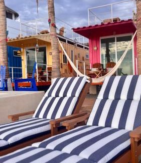 El Sargento Apartment | Beach Front Lux Containers