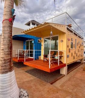 El Sargento Apartment | Beach Front Lux Containers