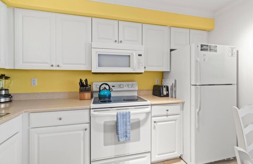 Whitney Beach Condo | Beach Getaway: Open Sunday - Wednesday!