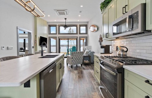 Brooklyn Villa | Beach Glass Oceanfront Villa