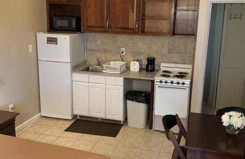 Ocean City Apartment | Beach Happy at Elis Apartments Unit 3