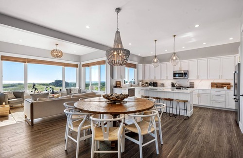 Westport House | BEACH HOME |OCEAN FRONT | HOT TUB | GAME RM | 5BR