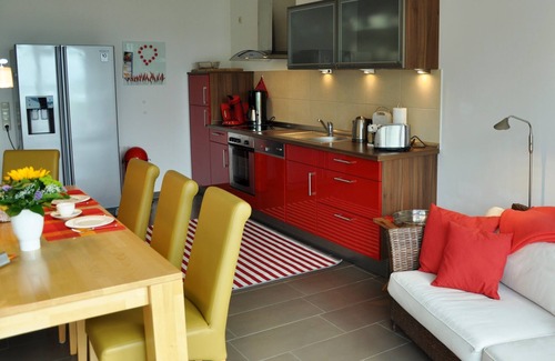 Muritz House | Beach house, 200 square meters. Wf., Directly on the Plauer See, Müritz, 30m to beach, Sky