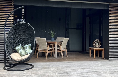 Flinders House | Beach house at Flinders - minutes from the beach and the village.